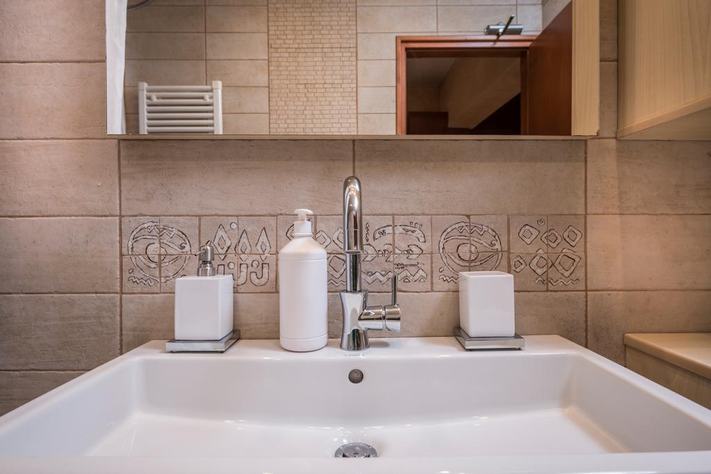 Meni'S Home خانيا المظهر الخارجي الصورة